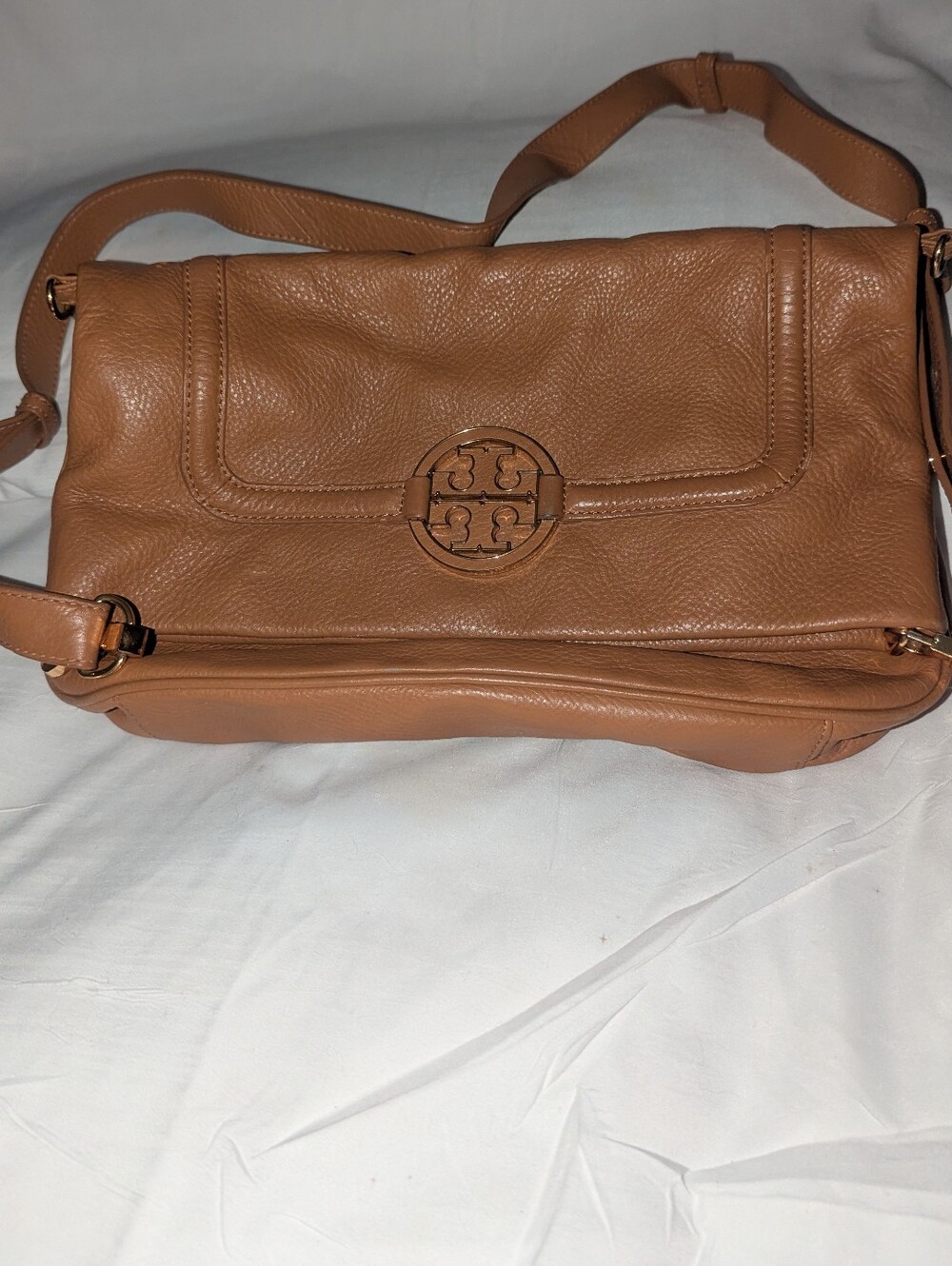 Tory Burch Amanda Fold Over Leather Crossbody Clutch Bag in Cognac Tan